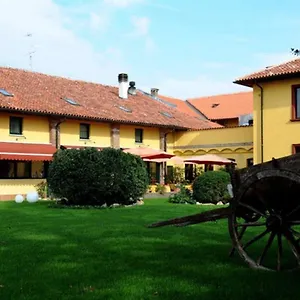 Cascina Marisa Hotel Opera