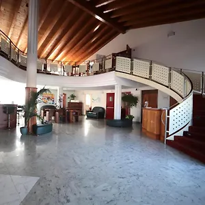 Riz B.b Hotel San Genesio ed Uniti
